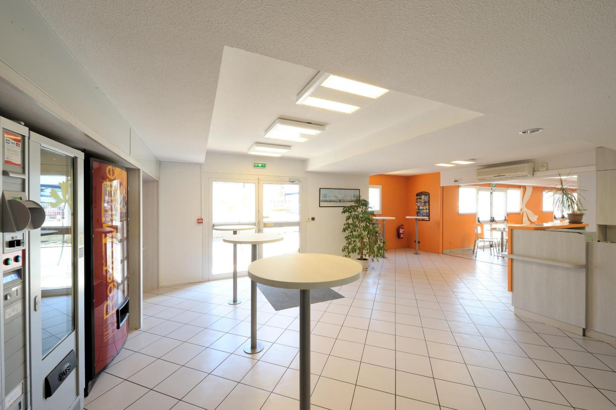 Hotel Kennedy Parc Des Expositions タルブ エクステリア 写真